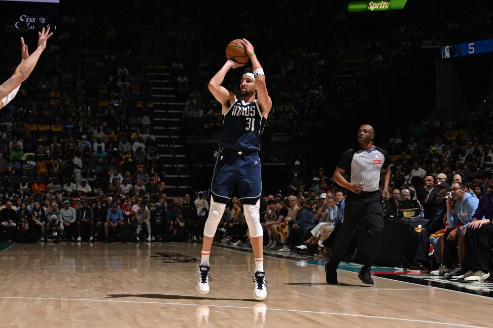 尤其是在社 尤其是在社